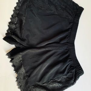 Black soft Shorts Size Small